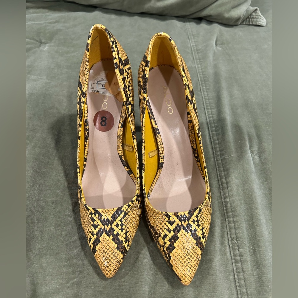 Aldo Yellow and Black Snakeskin Heels